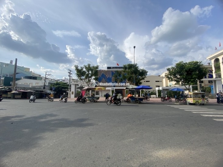 [XN63 - TỌA ĐỘ VÀNG] TRỤC THƯƠNG MẠI NGUYỄN XÍ BÌNH THẠNH – 320m2 (8m x 40m)